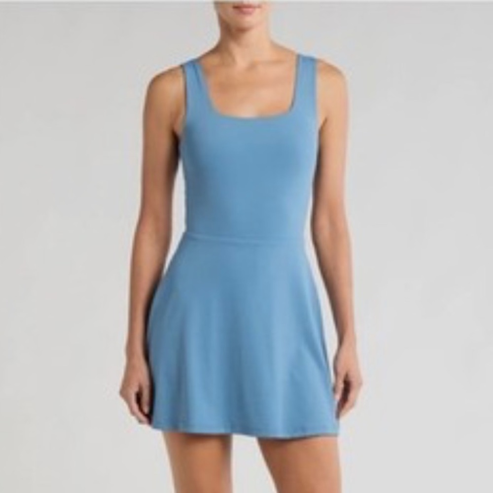 Travis Mathew Night Bloom Women's Sleeveless Golf Dress